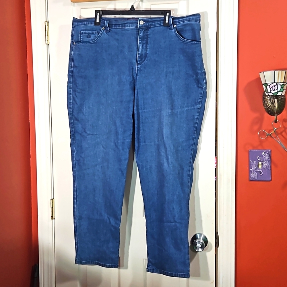 Gloria Vanderbilt Jeans size 18W